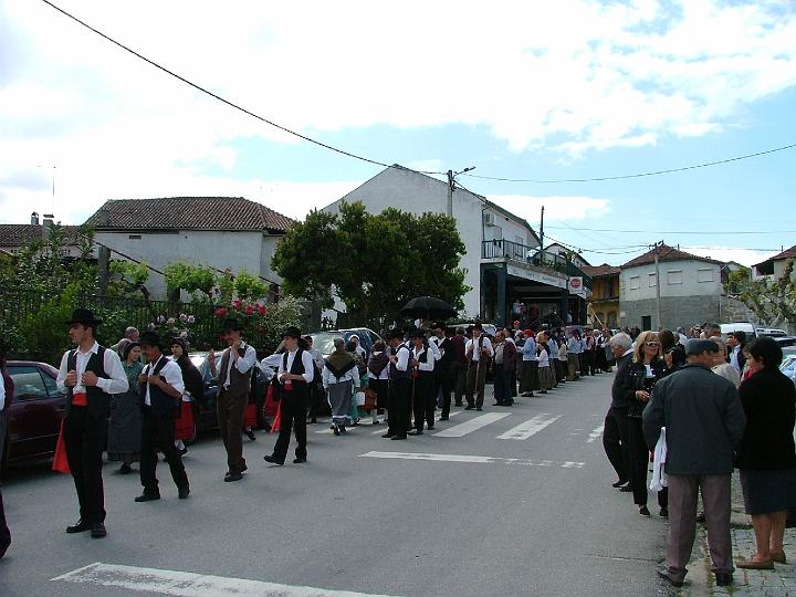 Segundo _ Festival de Folclore em SANTA VALHA 2003.JPG